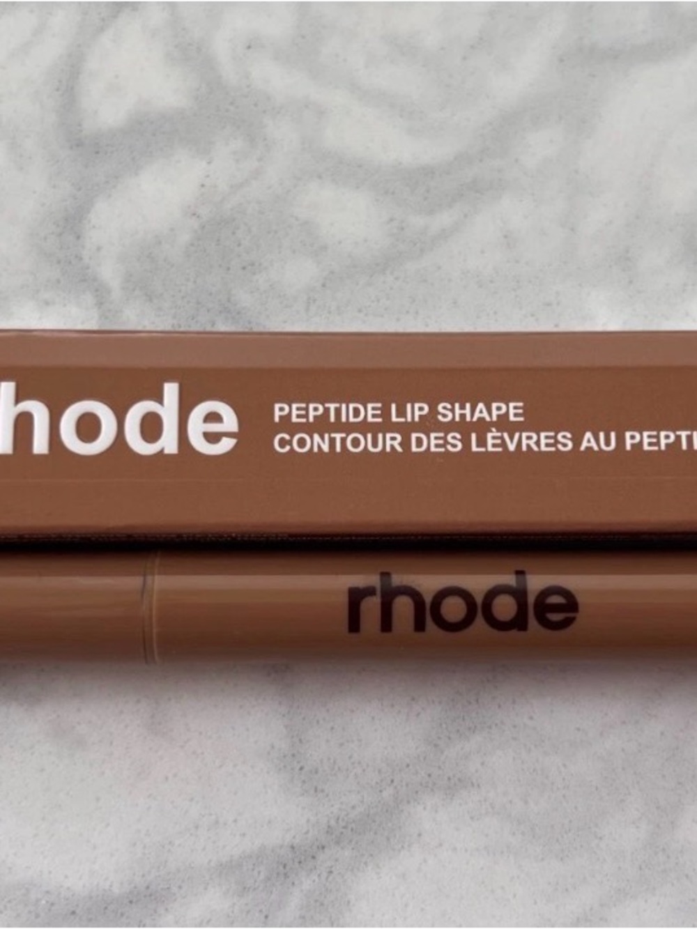 Rhode Peptide Lip Shape Contour Liner ~ LIFT ~ by Hailey Bieber